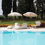 Residenze Di La' Dal Fiume Hotel apartamentowy 3*