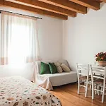 Residenze Di La' Dal Fiume Hotel apartamentowy Caorle