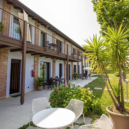 Appart hôtel Residenze Di La' Dal Fiume 3*