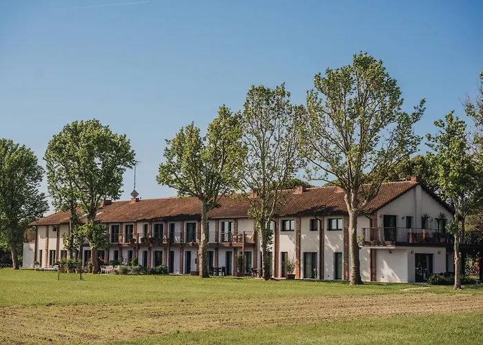 Residenze Di La' Dal Fiume カオルレ