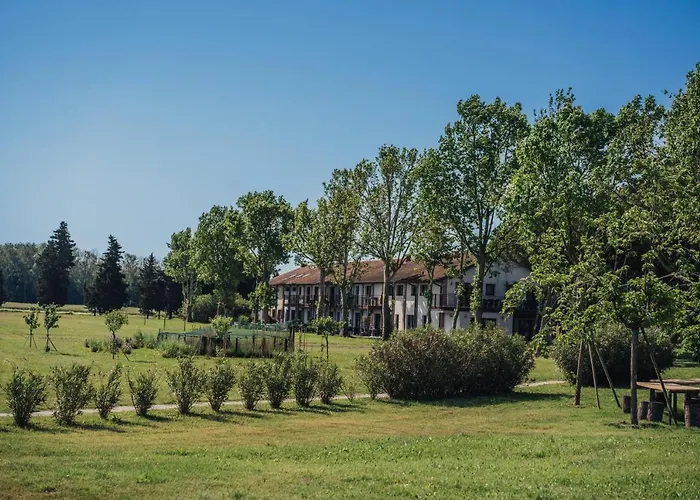 Residenze Di La' Dal Fiume アパートホテル