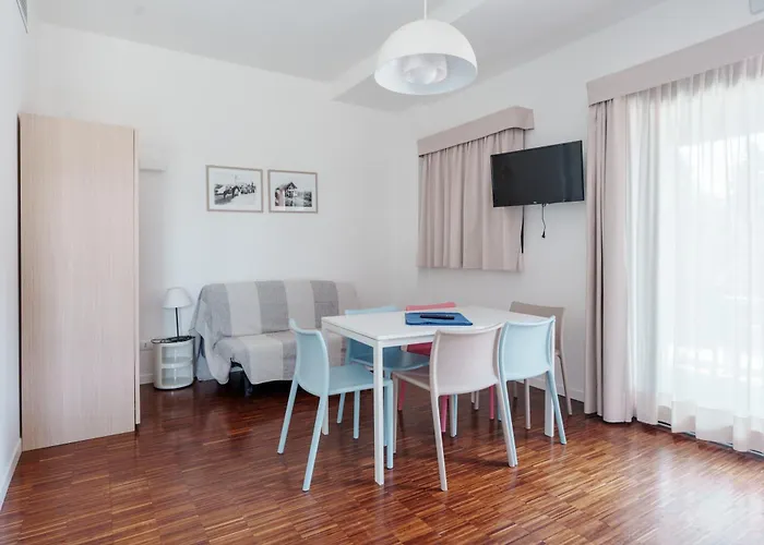 アパートホテル Residenze Di La' Dal Fiume 3*
