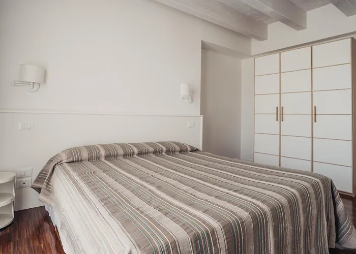Residenze Di La' Dal Fiume アパートホテル